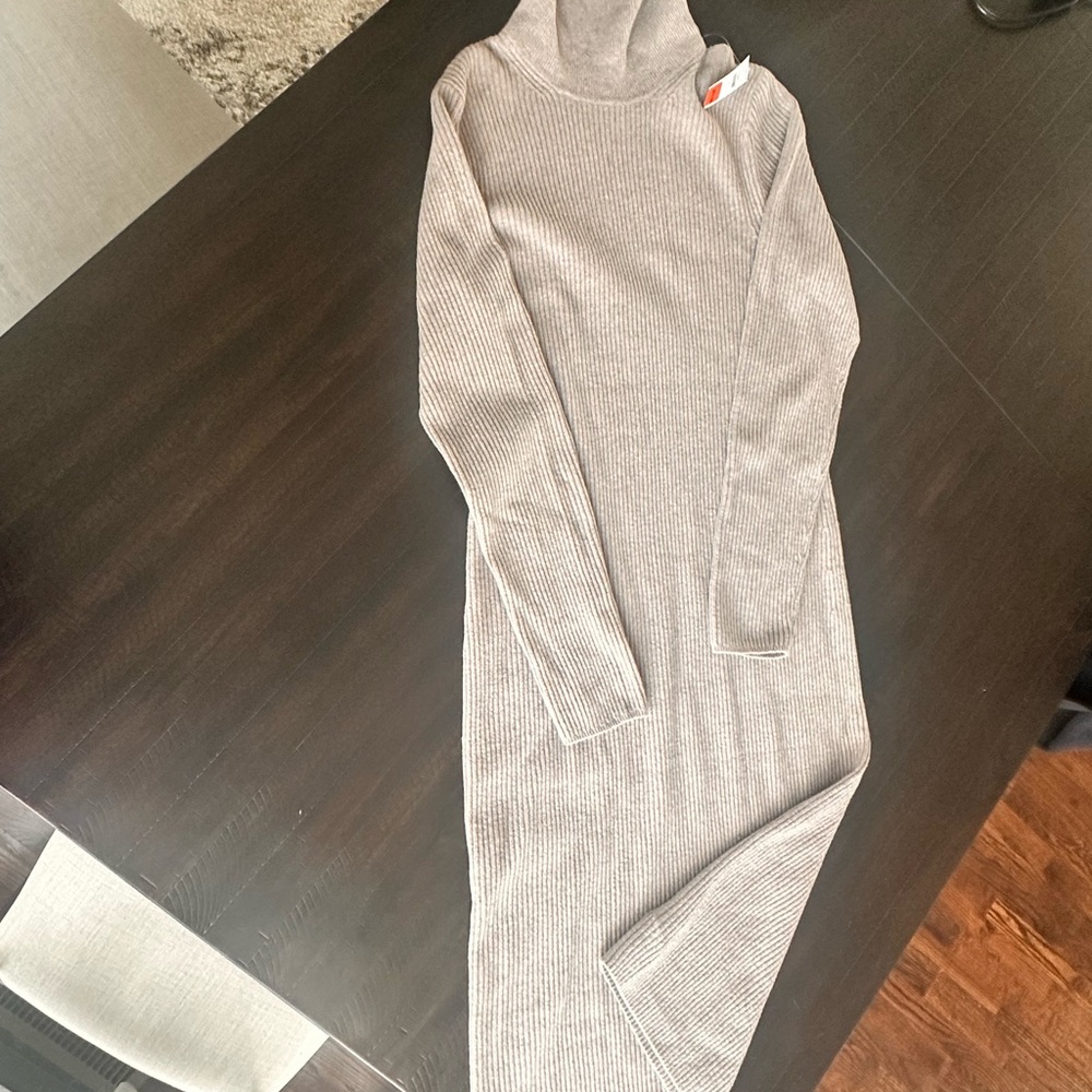 GAP Ribbed Knit Sweater - Picture 4 of 4